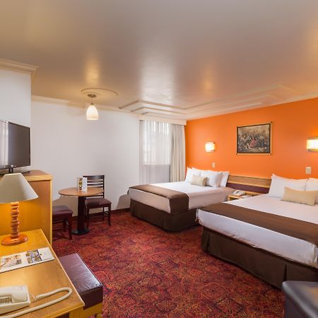 Hotel Estoril Мехико Экстерьер фото