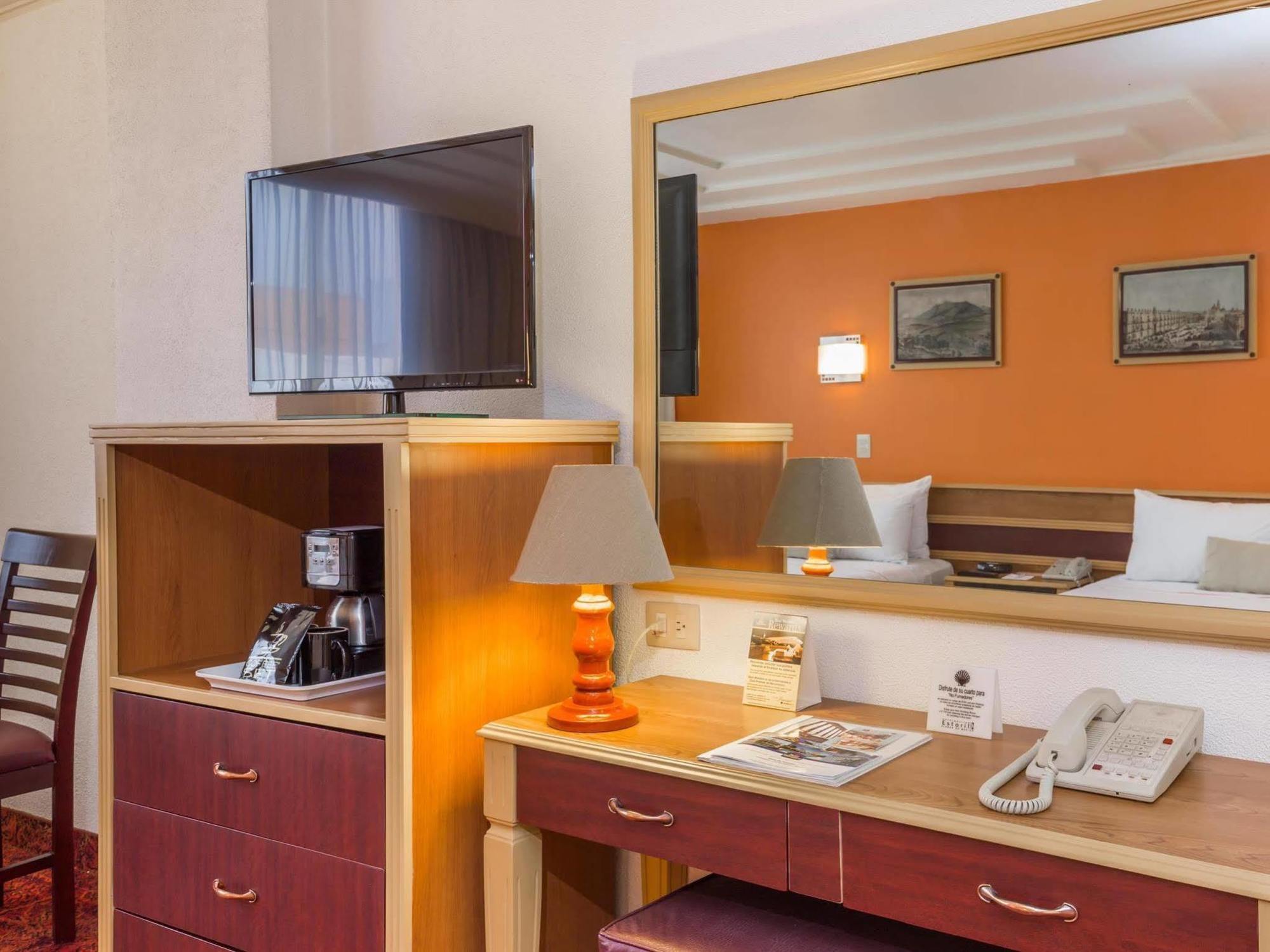 Hotel Estoril Мехико Экстерьер фото