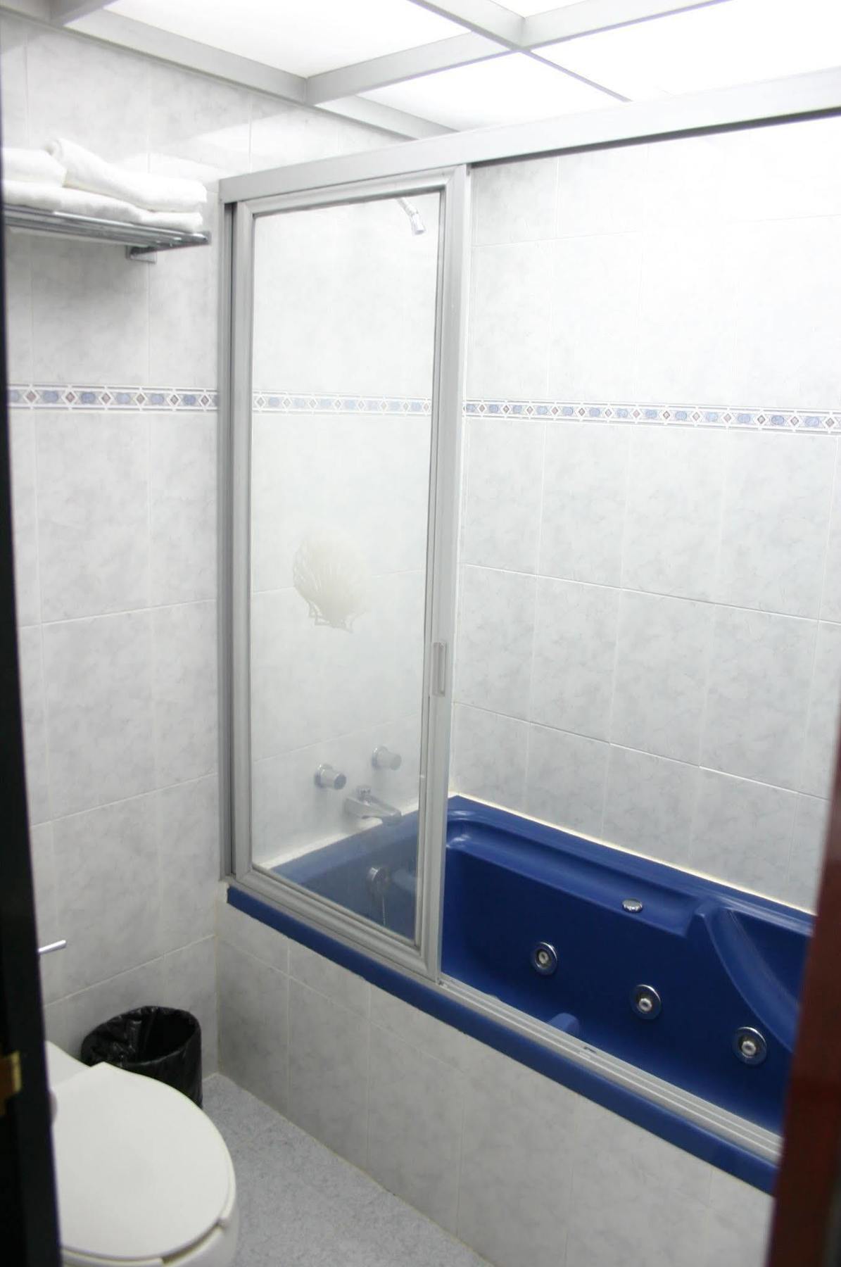 Hotel Estoril Мехико Экстерьер фото